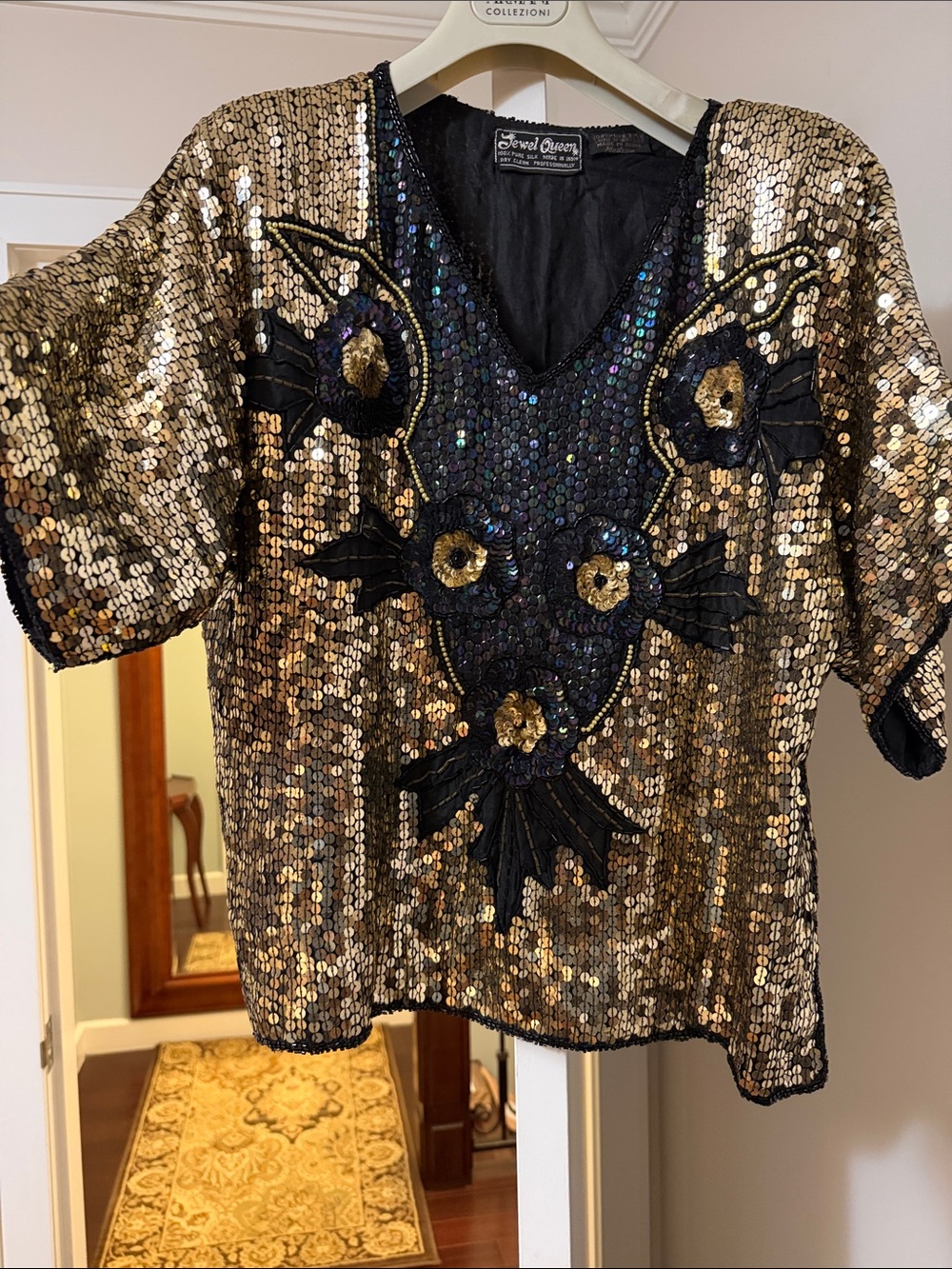 Jewel Queen silk Sequin Embellished V-Neck Top - Gold & Black size M